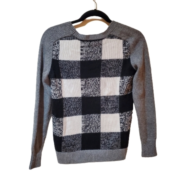 Halogen Buffalo Plaid Sweater - Picture 4 of 8